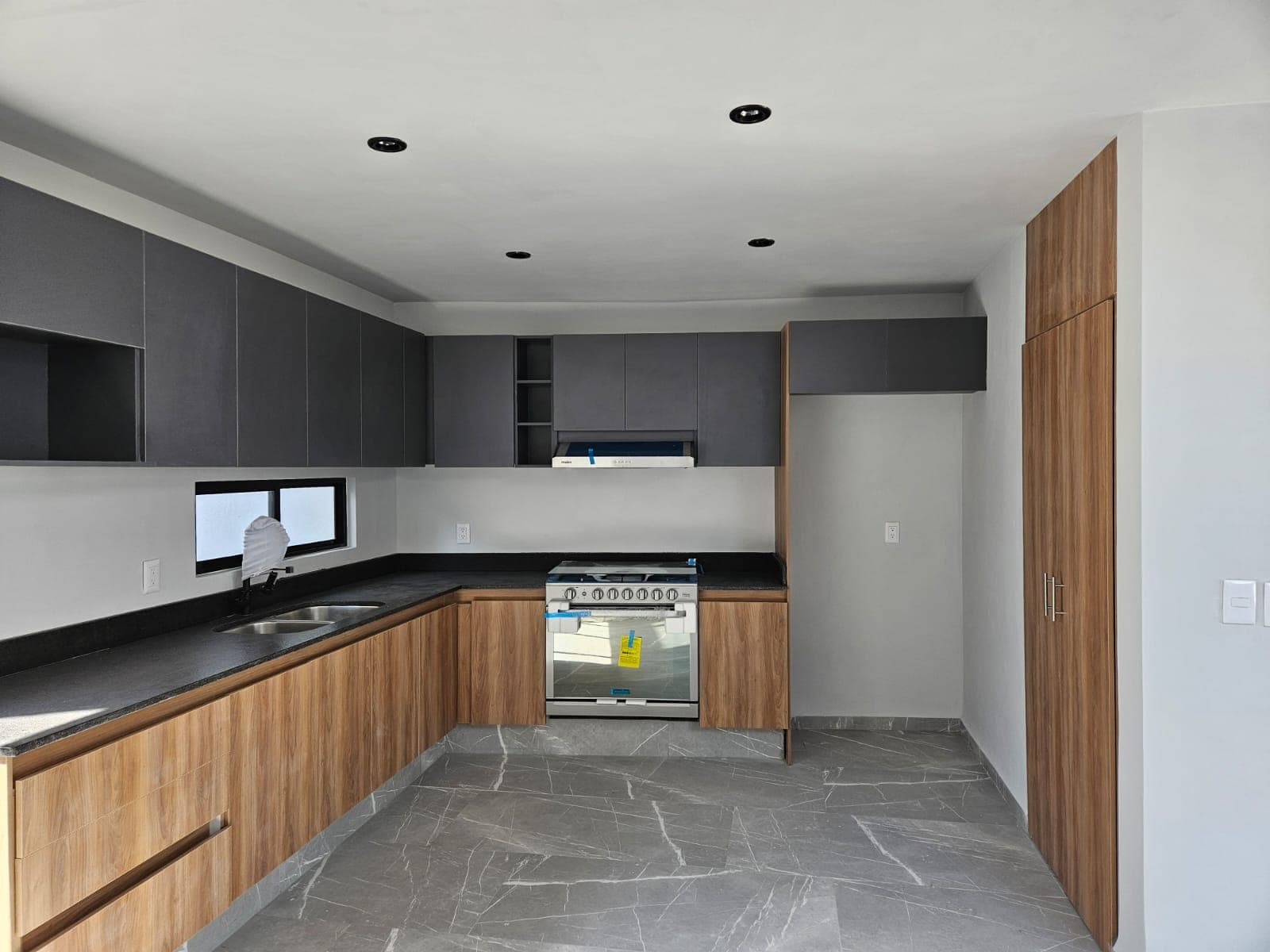 slider image 8